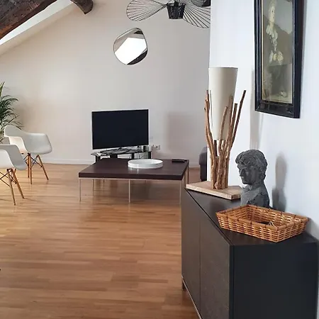 Climatise Pour 6 Personnes Secteur Opera Garnier, Galeries Lafayette Appartement Paris