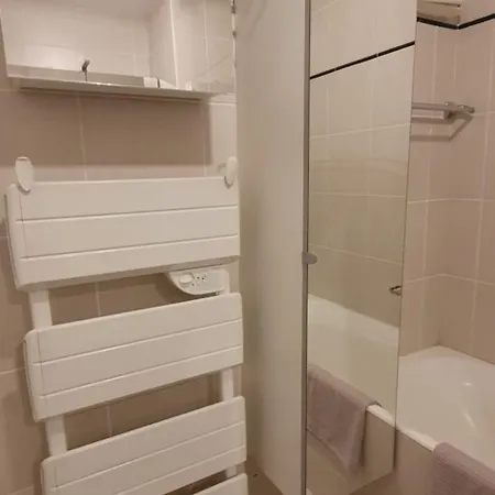 Climatise Pour 6 Personnes Secteur Opera Garnier, Galeries Lafayette * Paris