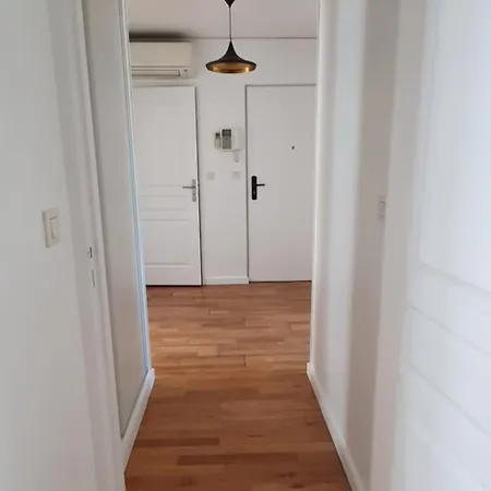 Appartement Climatise Pour 6 Personnes Secteur Opera Garnier, Galeries Lafayette